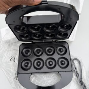 8 holes donut maker